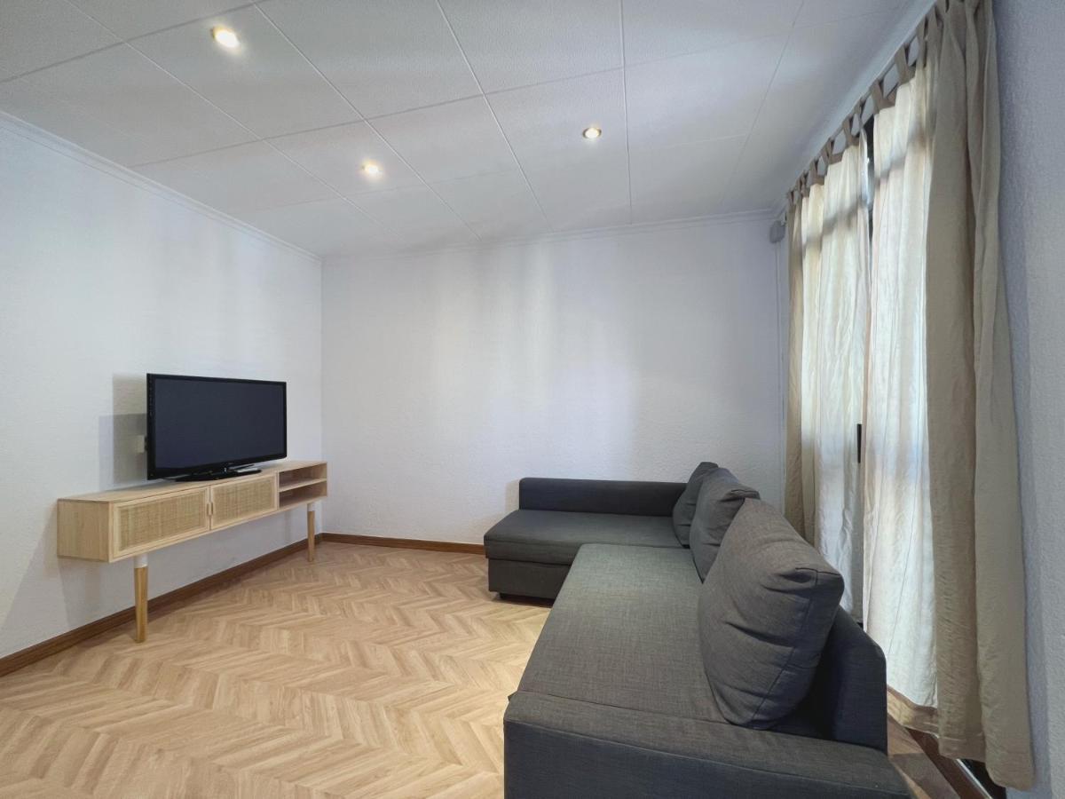 ברצלונה Stay U-Nique Apartments Calabria מראה חיצוני תמונה