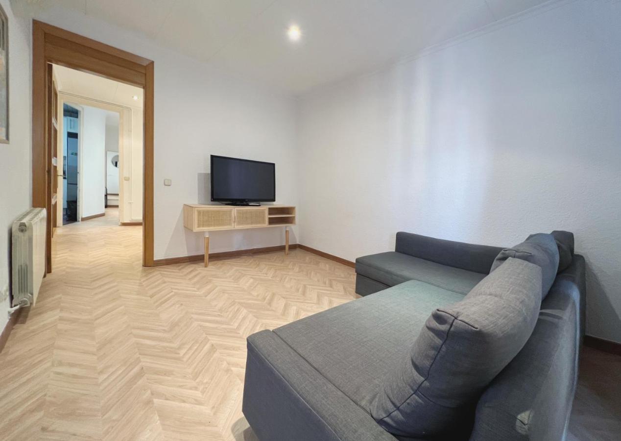 ברצלונה Stay U-Nique Apartments Calabria מראה חיצוני תמונה